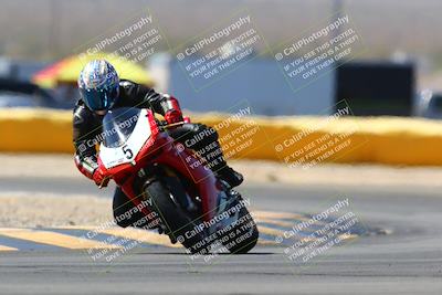 media/Mar-28-2022-Superbike Trackdays (Mon) [[b8603d0f67]]/Novice Group (1130am-12pm)/Turn 2/